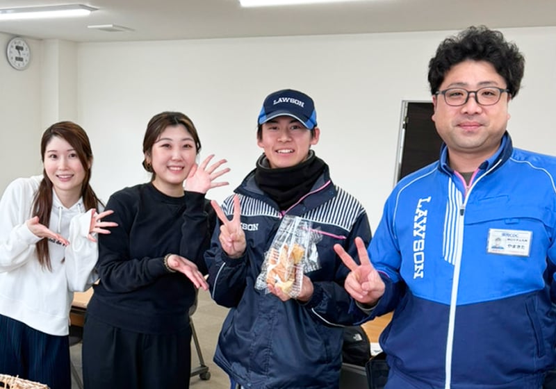 輝く舞台の裏側