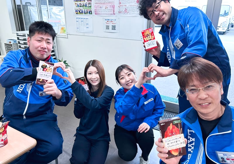 輝く舞台の裏側